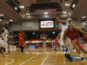 jyetu VS siga 105.jpg